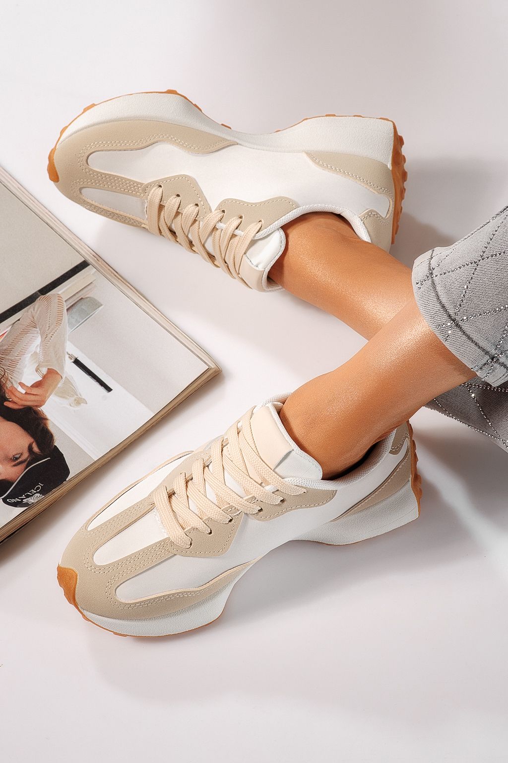 Női bézs eko-bőr tornacipő Clare #24296