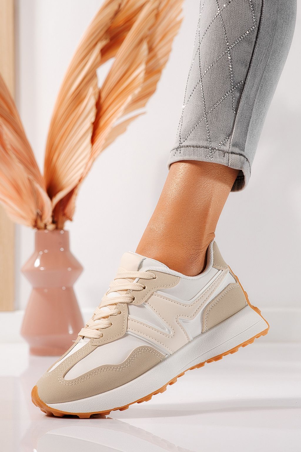 Női bézs eko-bőr tornacipő Clare #24296