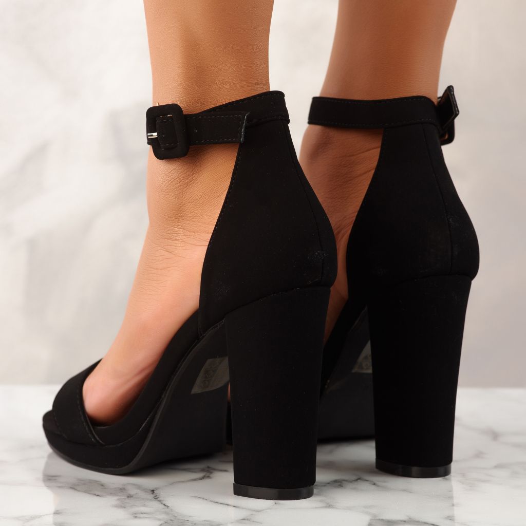Дамски сандали с ток Angelina черни #10083