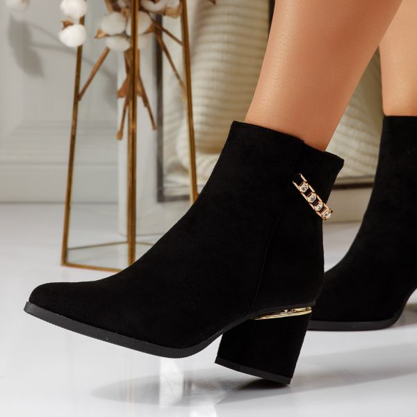 Karmen Fekete Női Bokacsizma #16980