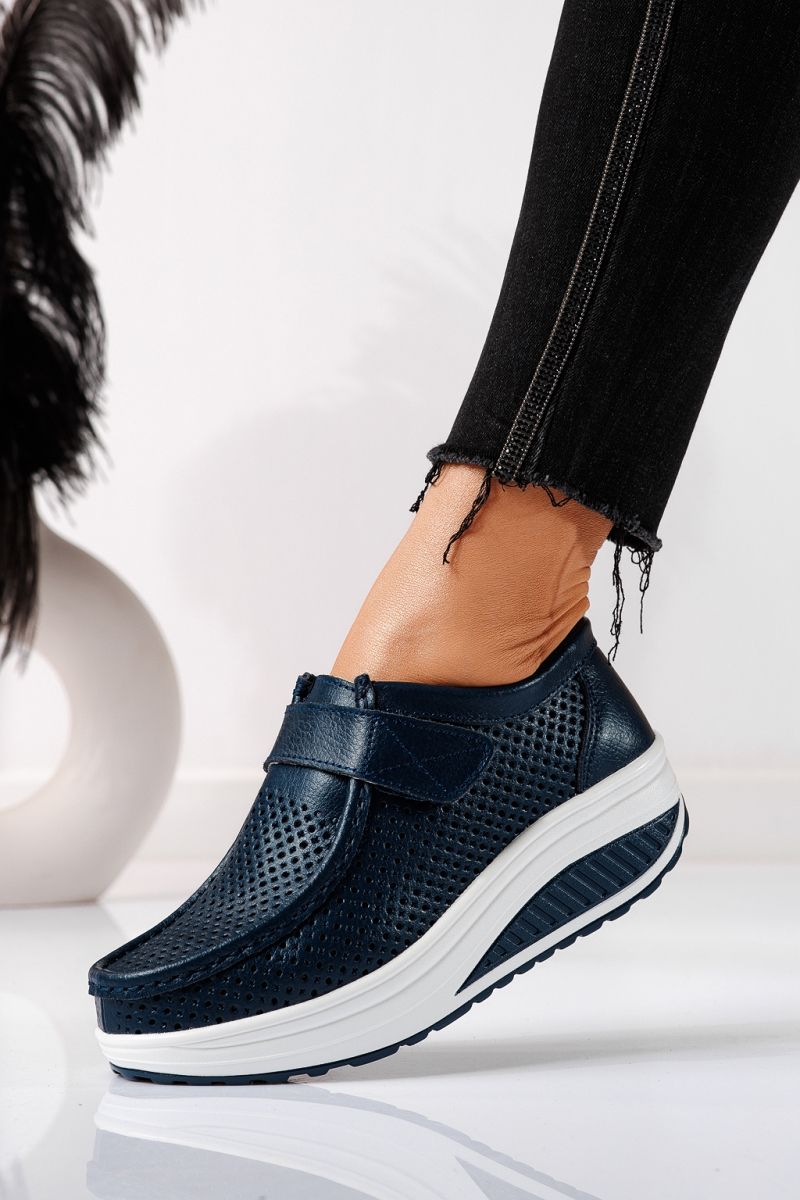 Női sötétkék alkalmi cipő valódi bőrből Delia #21541