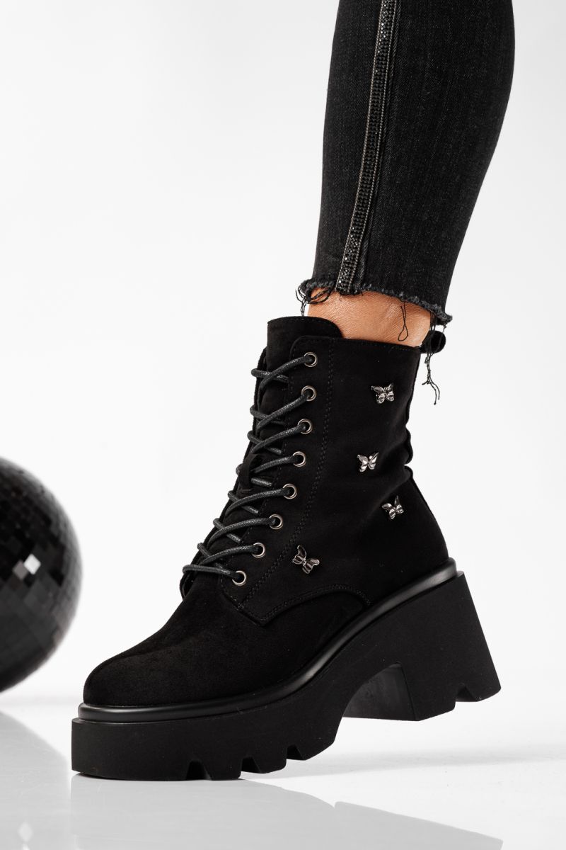 Női csizma szőrmével fekete organikus velúr bőrből készült Ofelia #22791