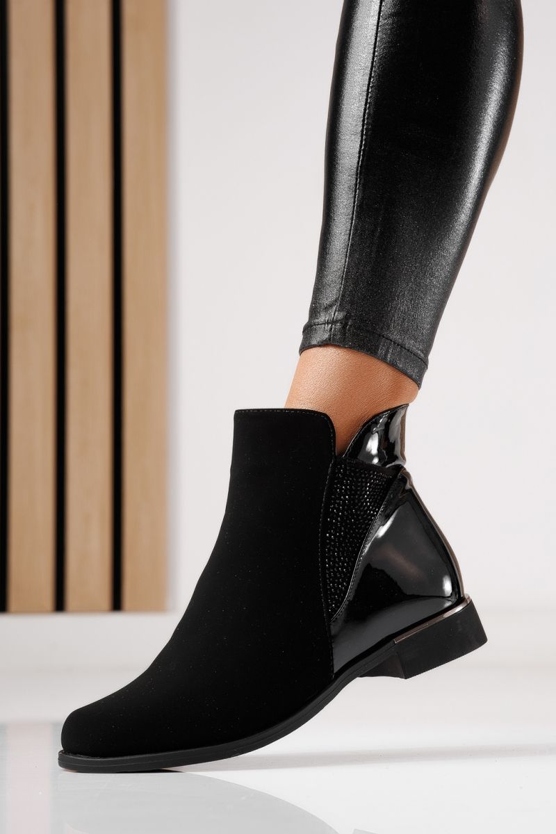 Abigail Női Fekete Csizma #12589