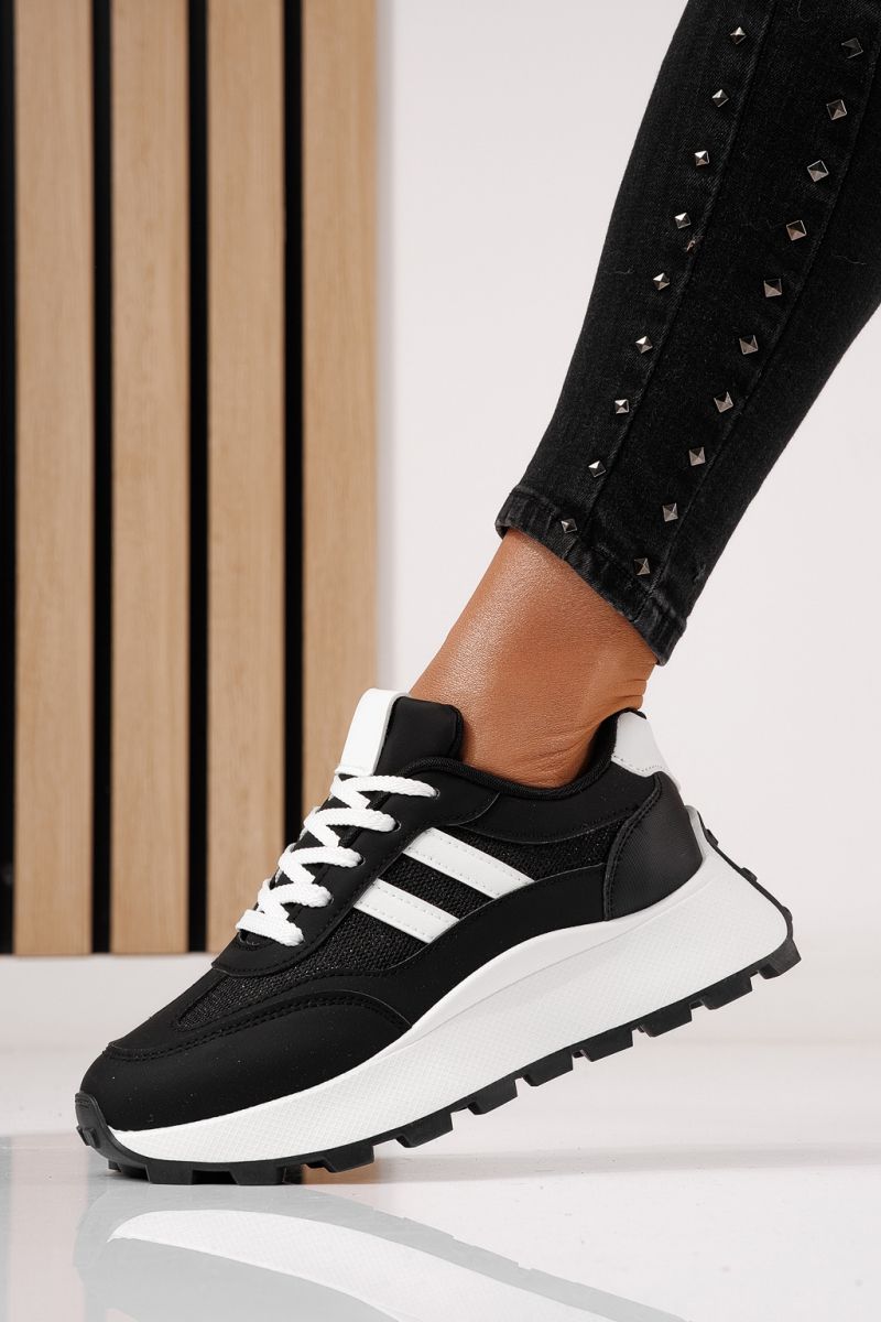 Női sportcipők fekete öko bőrből készült Mia #24319