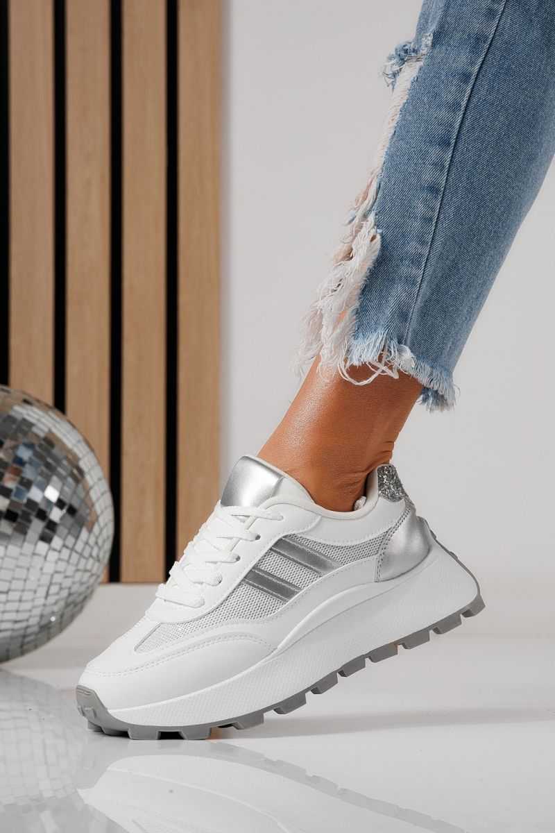 Női sportcipők ezüst öko bőrből készült Mia #24318