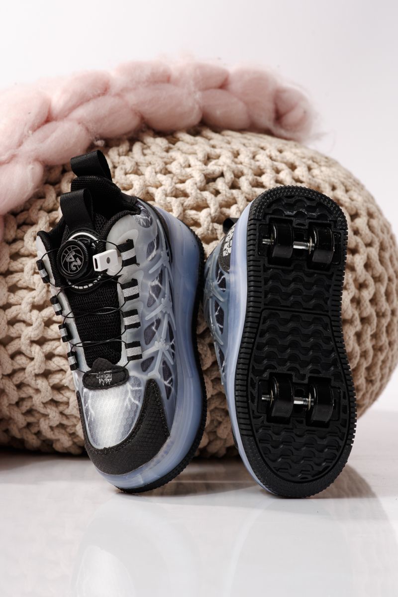 Görgős sportcipő fekete textil anyagból készült  Carla #24409