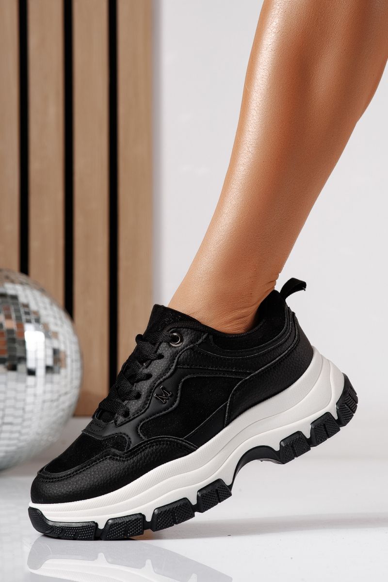 Női sportcipők fekete öko bőrből készült Savina #24495