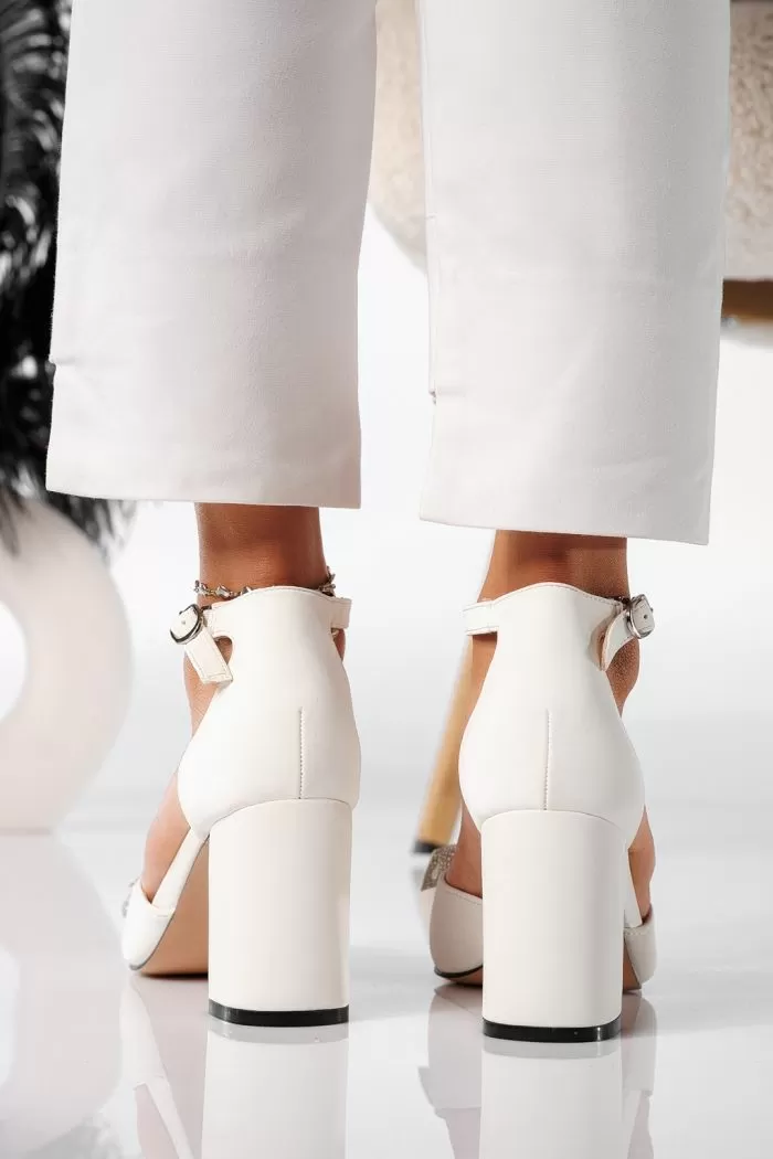 Pantofi cu toc dama albi din piele ecologica Nina #20924
