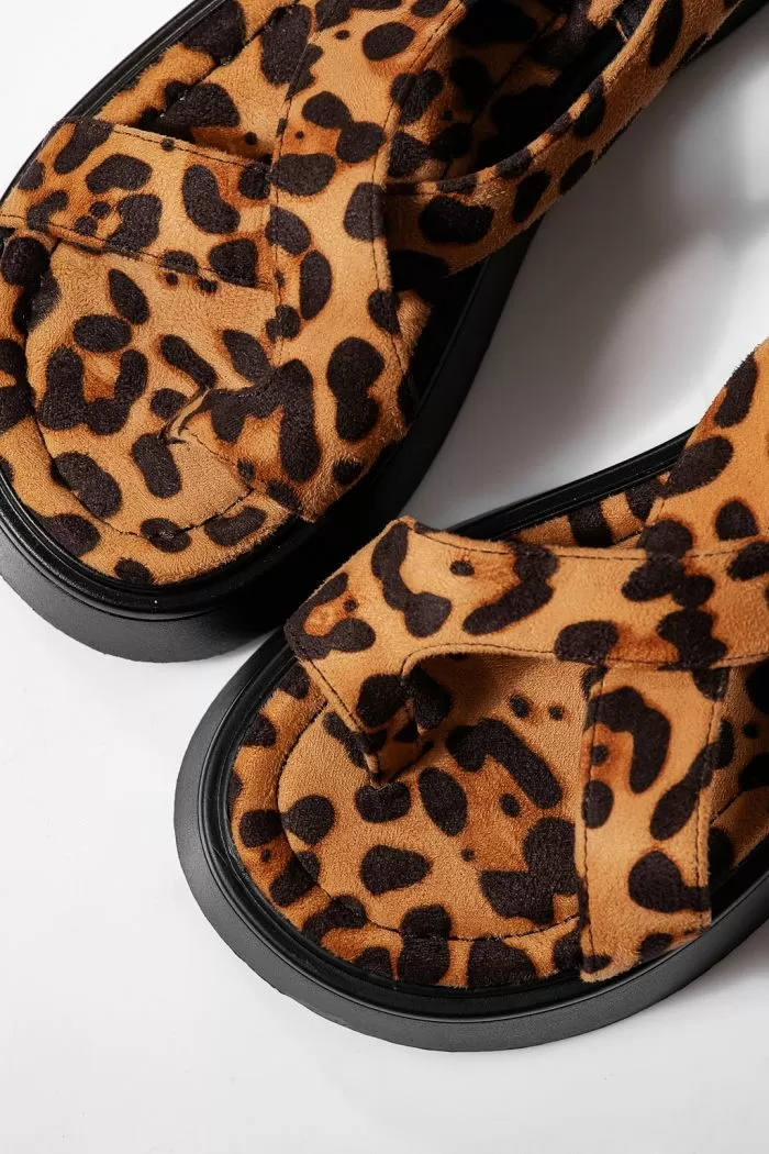 Női leopárd platform szandál textil anyagból Beatrix #21598