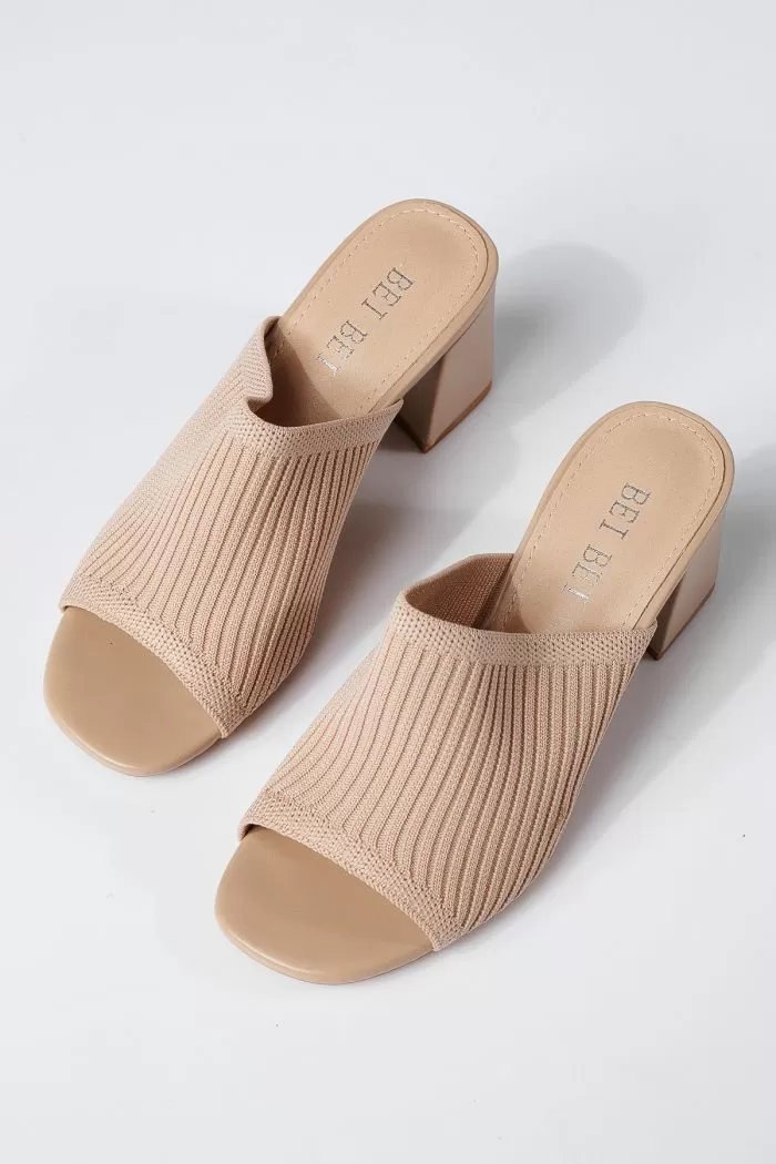 Női khaki színű textil sarkú papucs Mara #22362