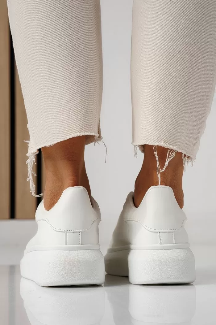 Női fehér sportcipő ekológikus bőrből Raya #24199