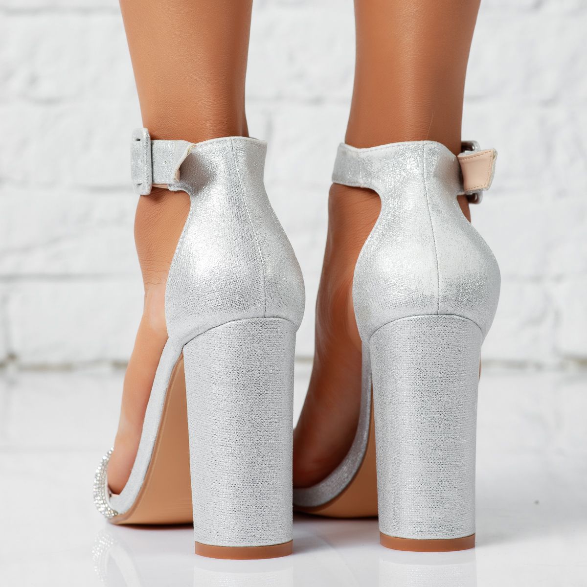 Дамски сандали на ток Zehra сребро #14186