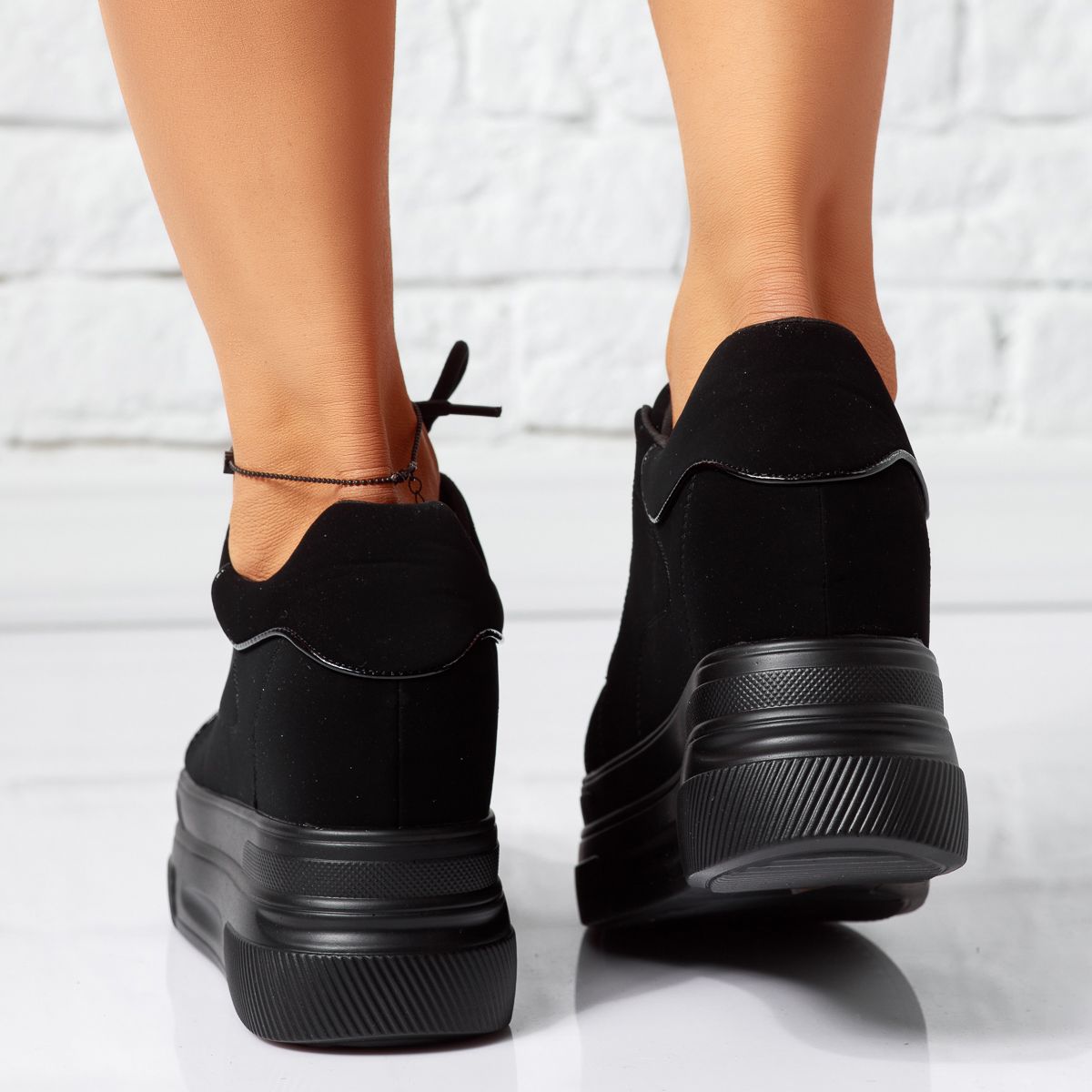 Selene Női Fekete Sportcipő Platformmal #14610