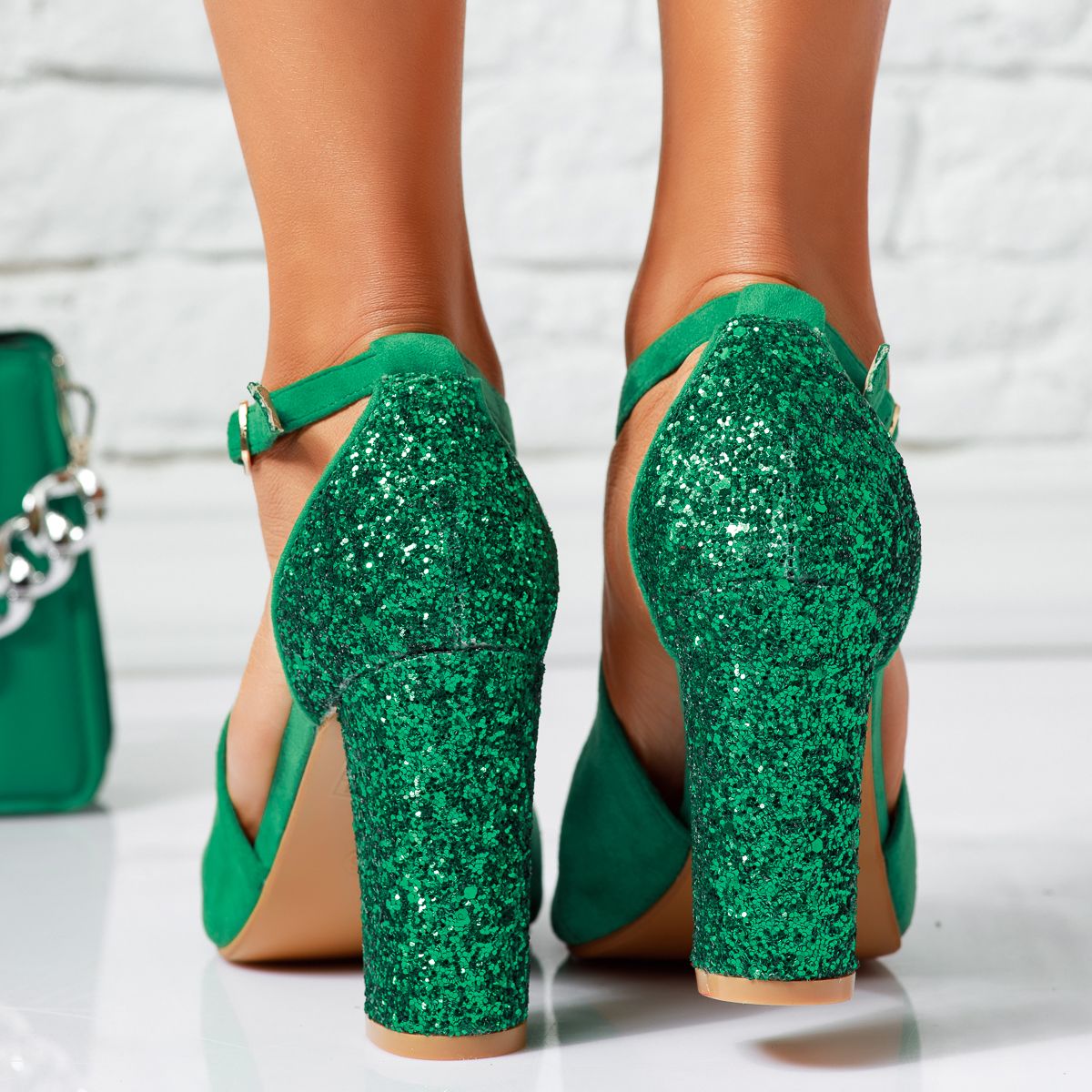 Дамски сандали с ток Kenia Зелено #14420