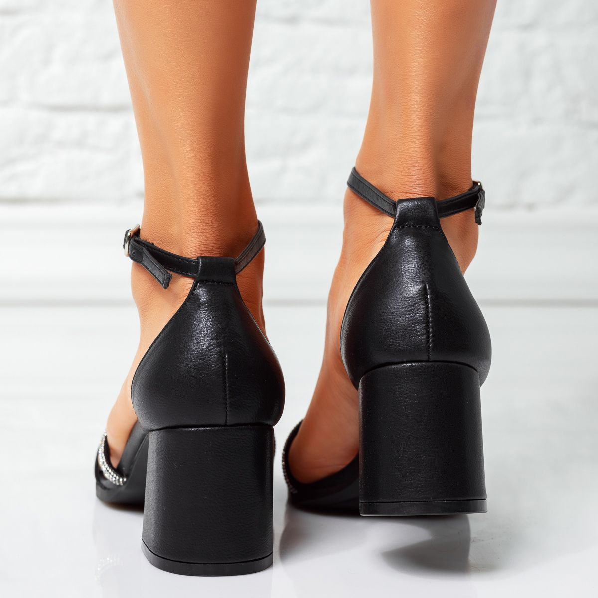 Дамски сандали с ток Rhea черен #14560