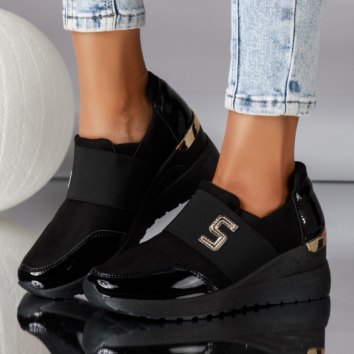 Дамски спортни обувки с платформа Abena черен #16528