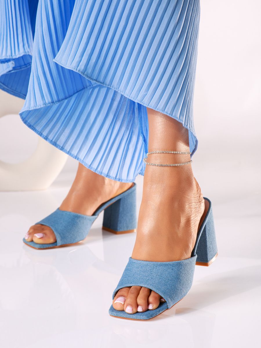 Дамски чехли с ток сини от сатен Lexie #19006