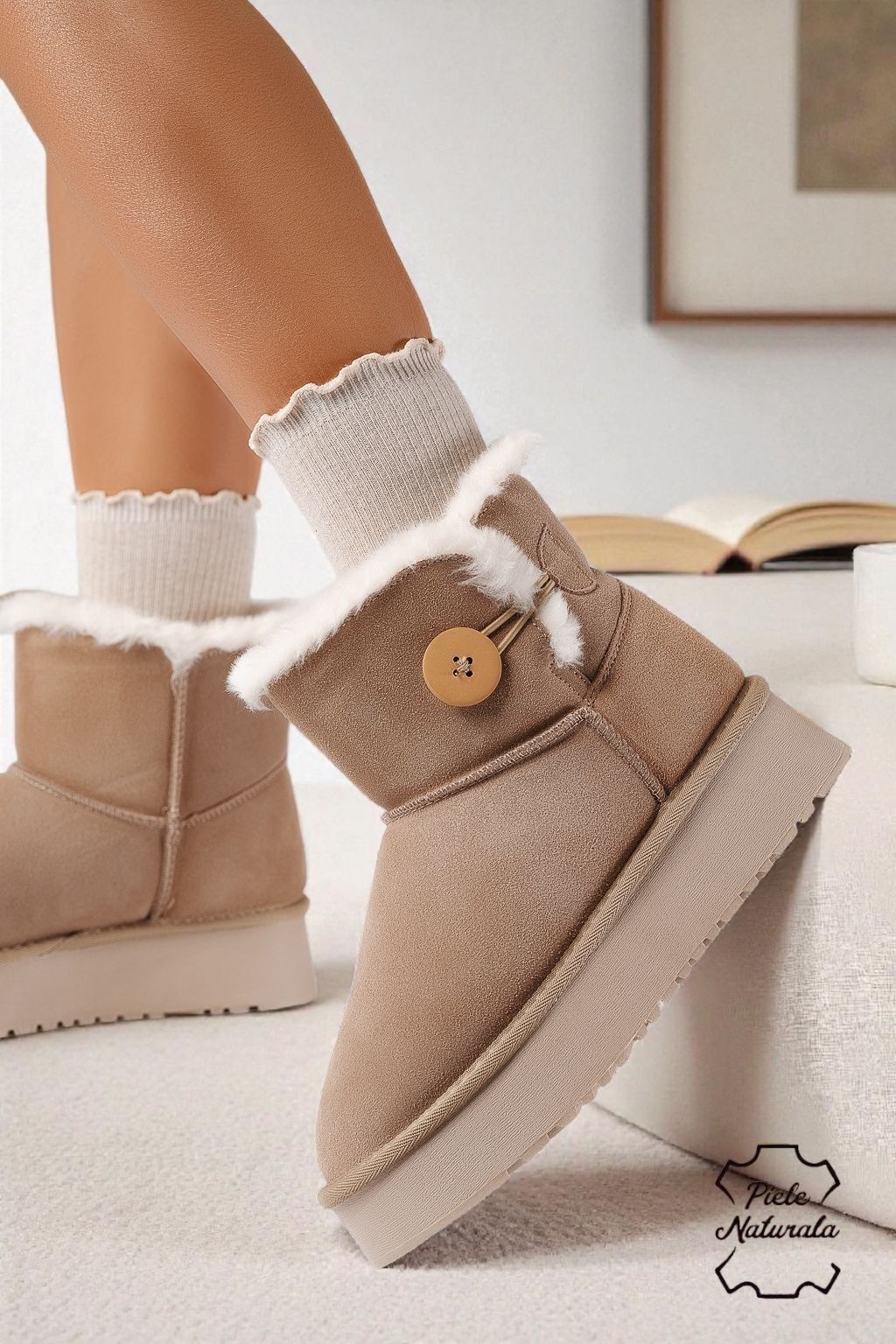 Női rövid csizma szőrmével  Ug khaki természetes velúr bőrből készült Larisa #22885