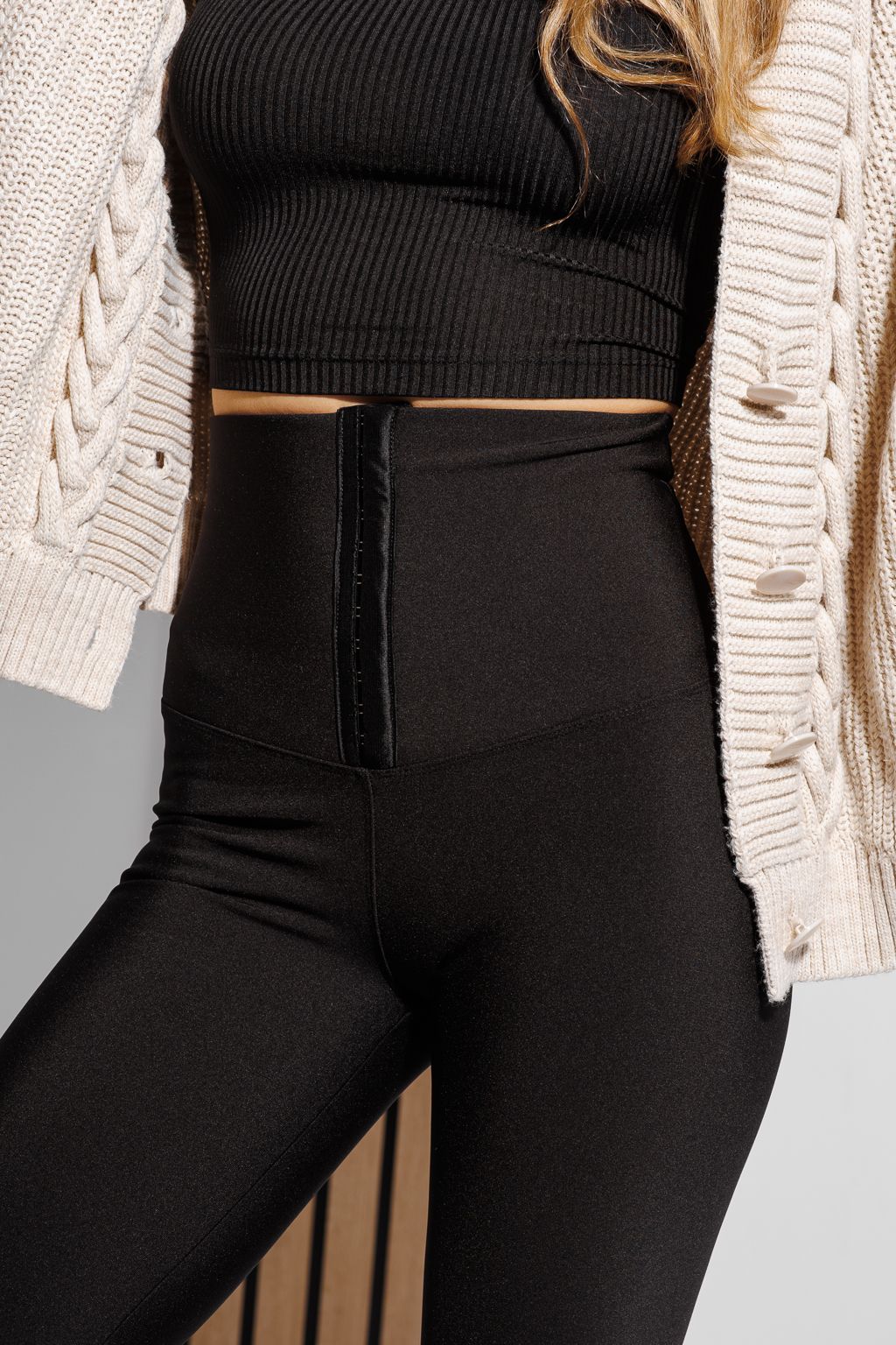 Női harisnyanadrág párnázott Sasha Fekete #A1308