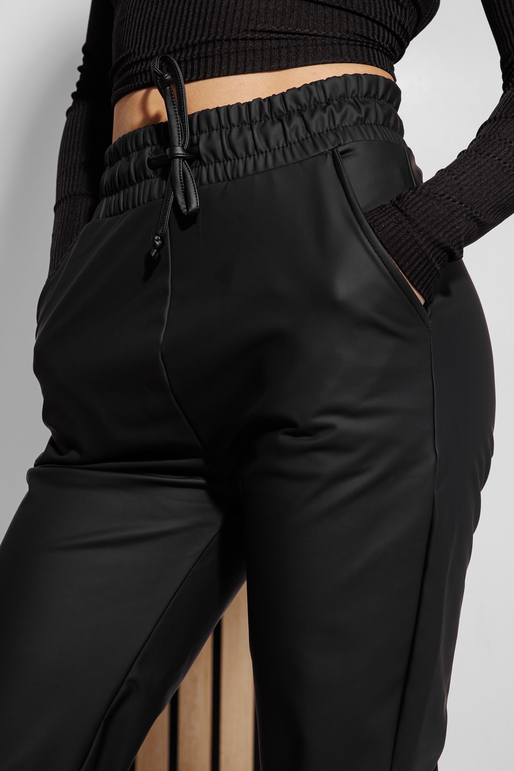 Női párnázott eko bőr sportnadrág Kalipso Fekete #A1329