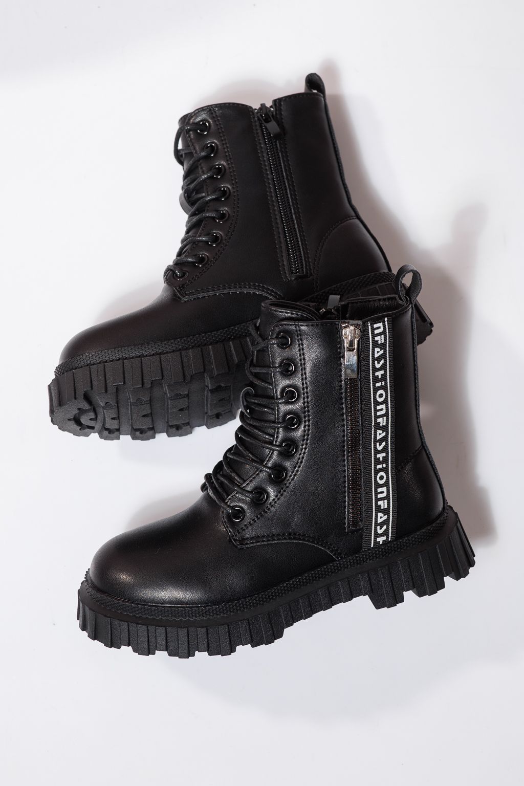 Szőrme csizma lányoknak fekete öko bőrből készült Elia #23127