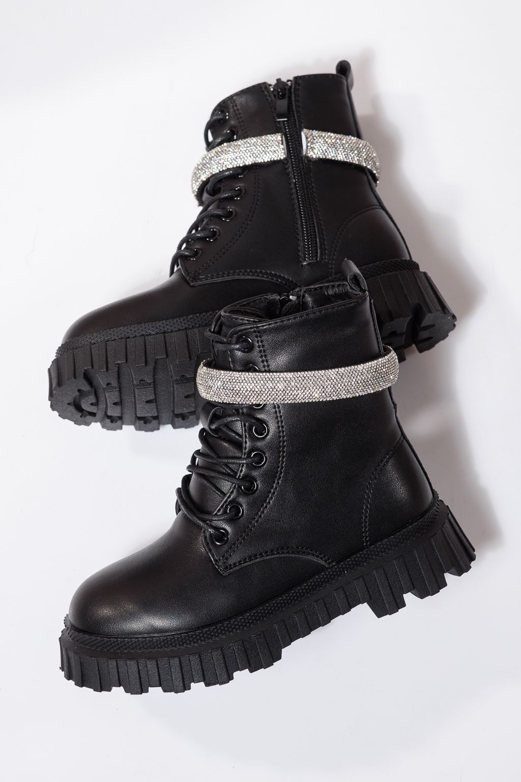 Szőrme csizma lányoknak fekete öko bőrből készült Dora #23120