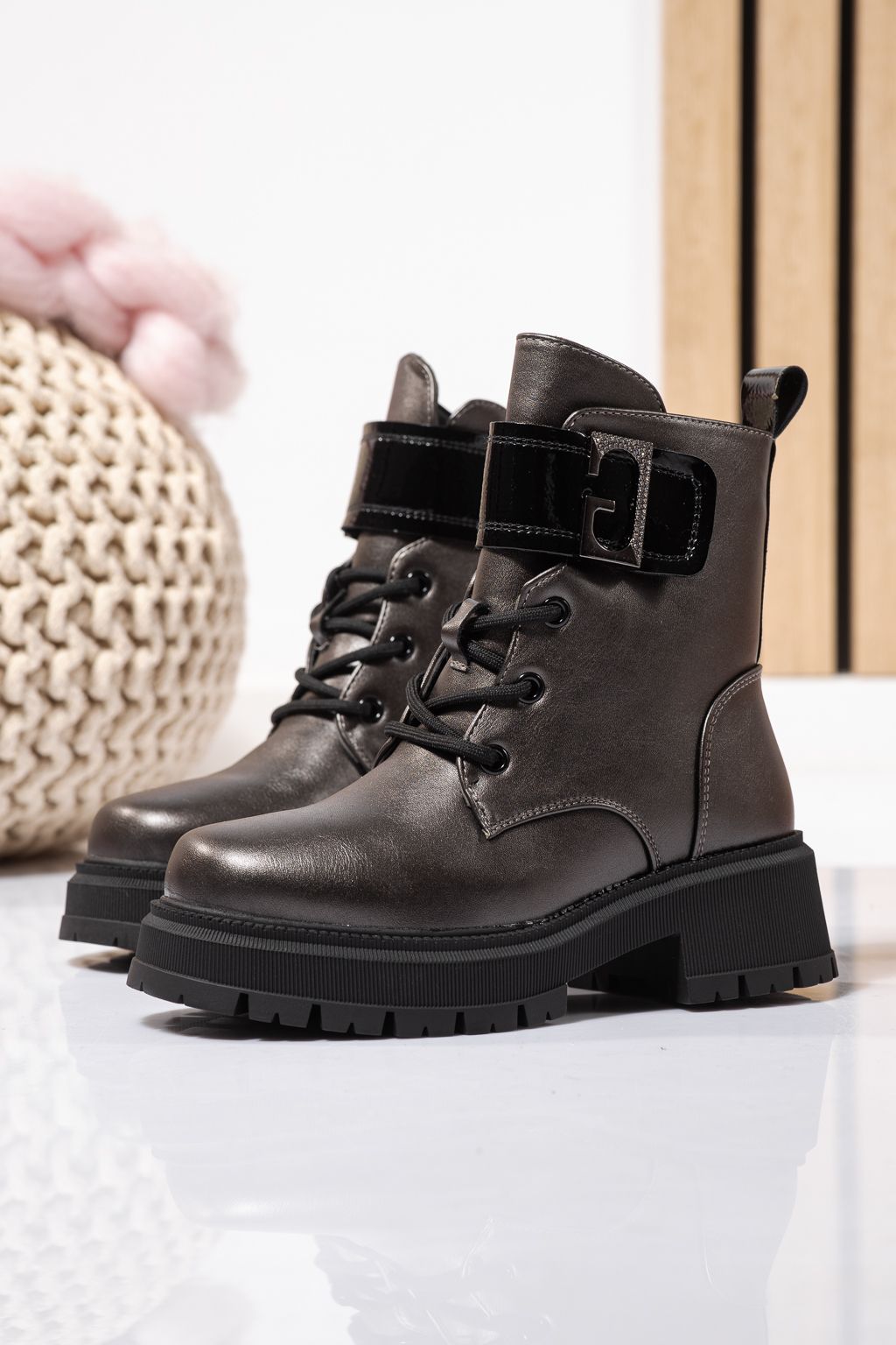 Szőrme csizma lányoknak szürke öko bőrből készült Alisa #23110