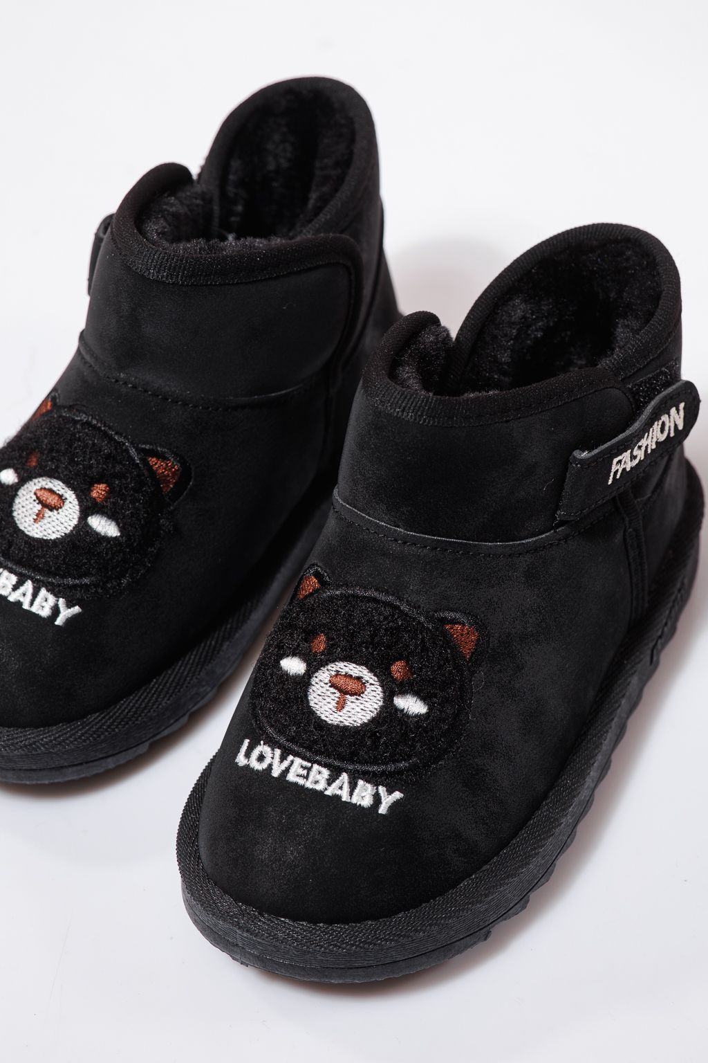 Szőrme csizma lányoknak fekete öko bőrből készült Julieta #23151