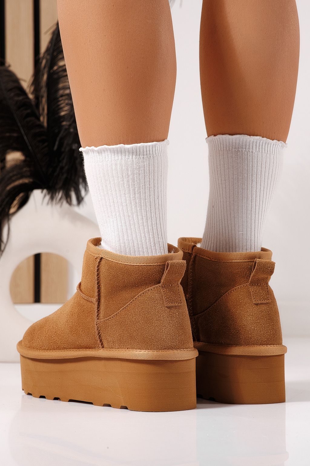 Női rövid csizma szőrmével UG Barna természetes bőrből készült Taisa #23156