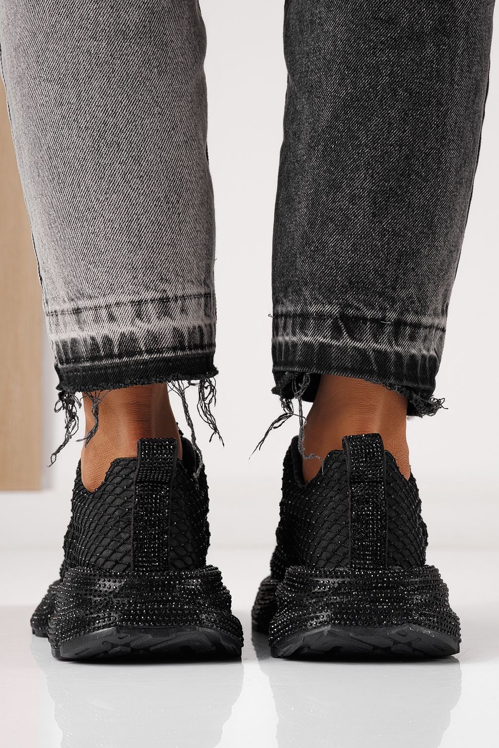 Női sportcipők fekete textil anyagból készült Cataleya #24066