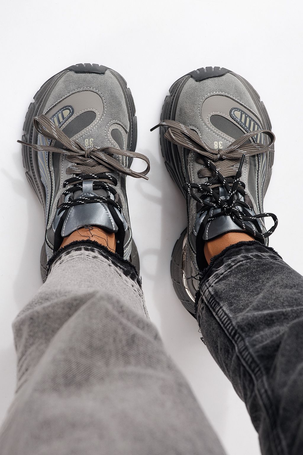 Női sportcipők szürke öko bőrből készült Denisa #24074