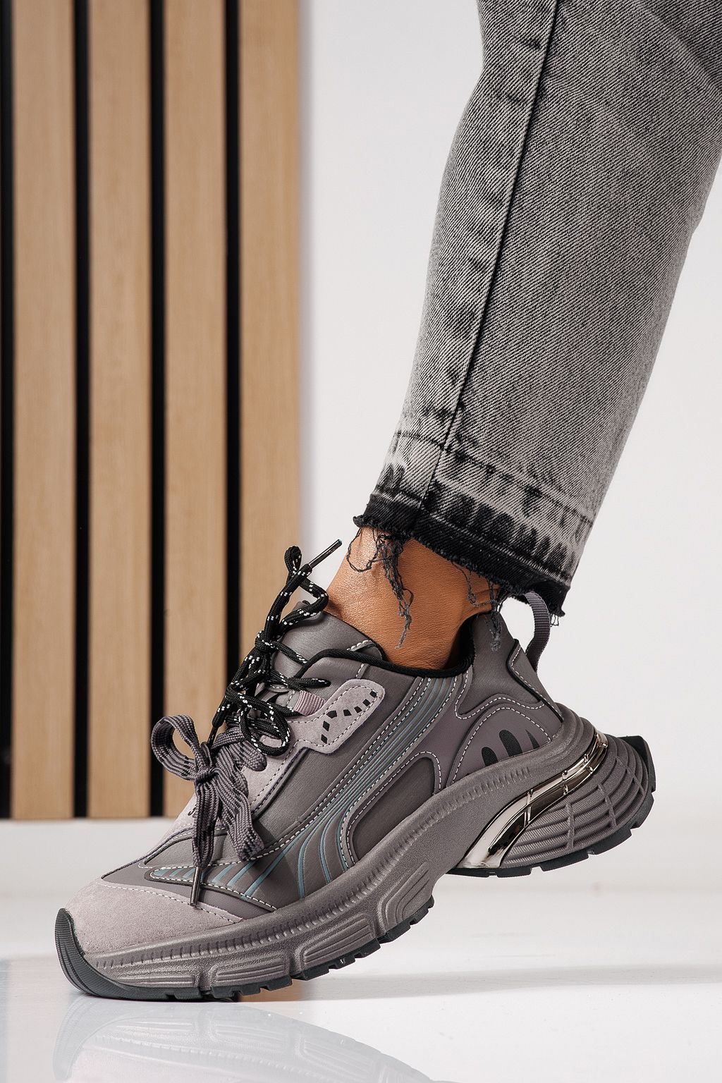 Női sportcipők mályvaszínű öko bőrből készült Denisa #24072