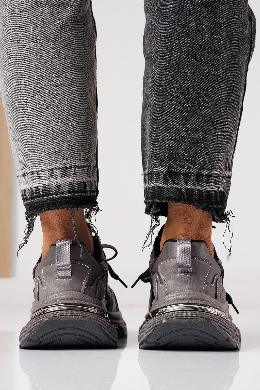 Női sportcipők mályvaszínű öko bőrből készült Denisa #24072