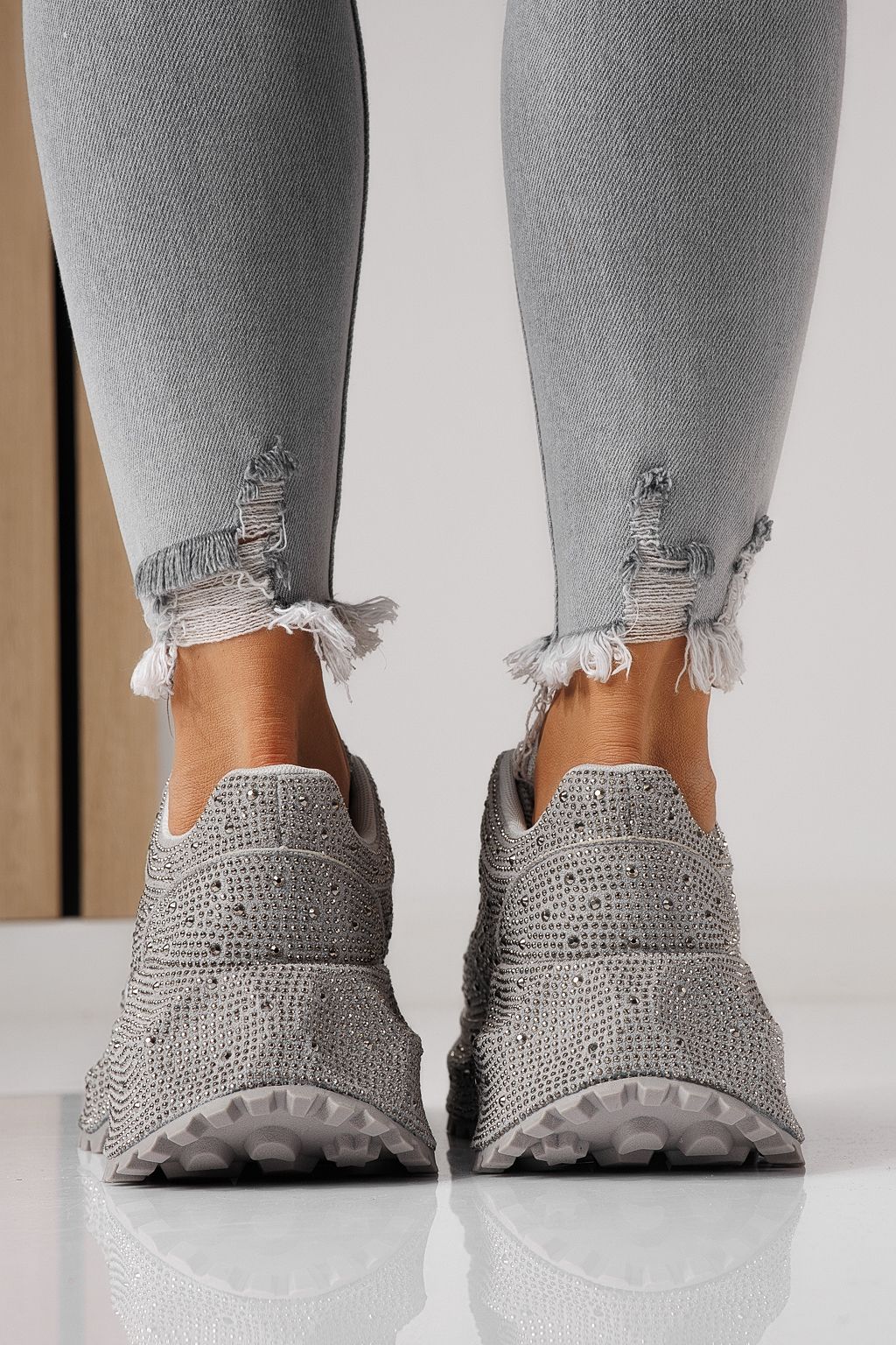 Női sportcipők bézs környezetbarát velúr bőrből készült Iulia #24109