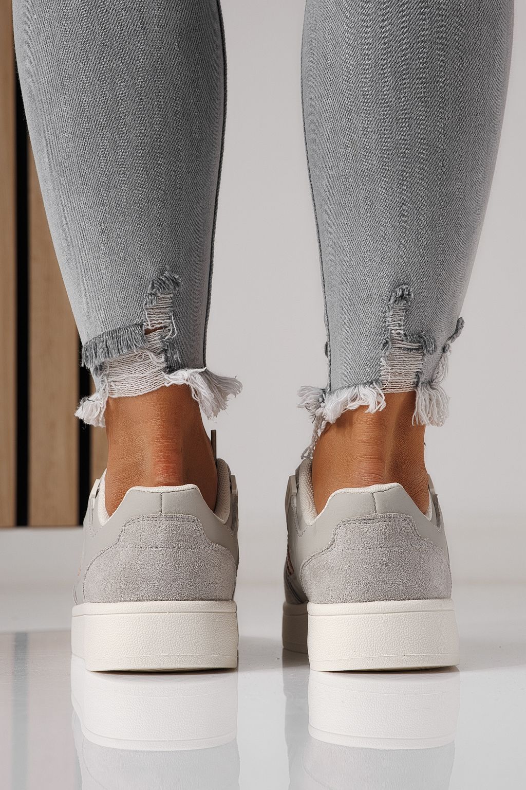 Női sportcipők szürke öko bőrből készült Iris #24195