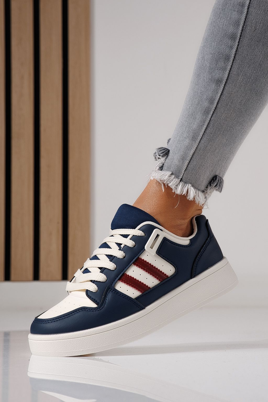 Női sportcipők kék öko bőrből készült Iris #24194