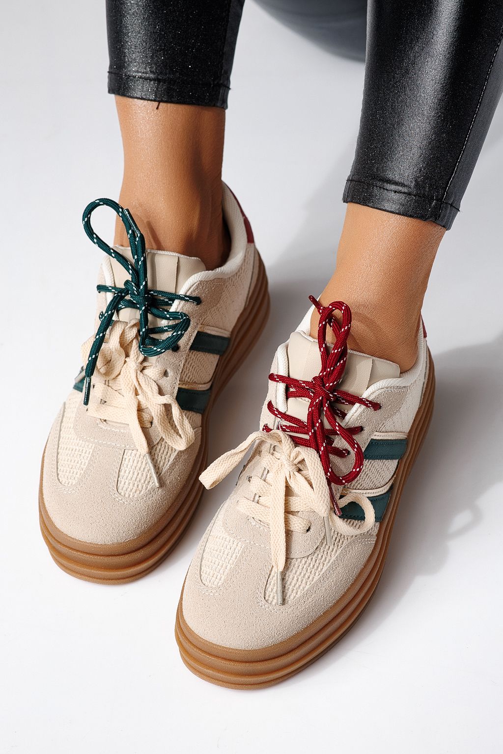 Női sportcipők piros környezetbarát velúr bőrből készült Karina #24137