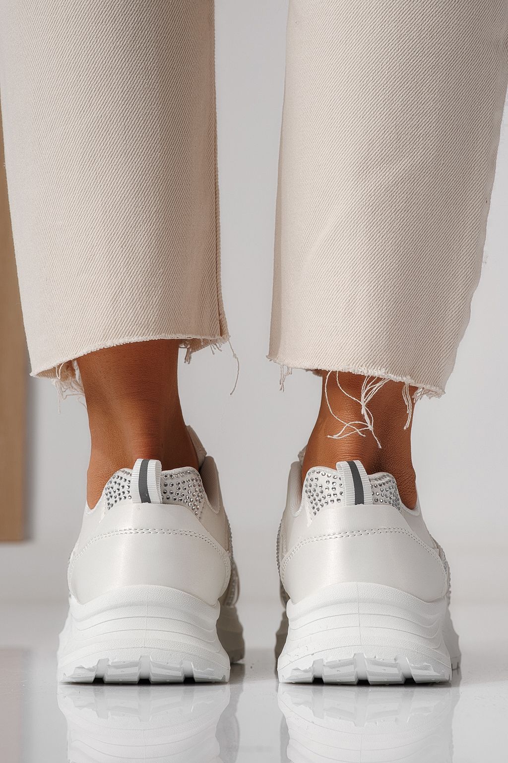 Női sportcipők fehér öko bőrből készült Carolina #24061