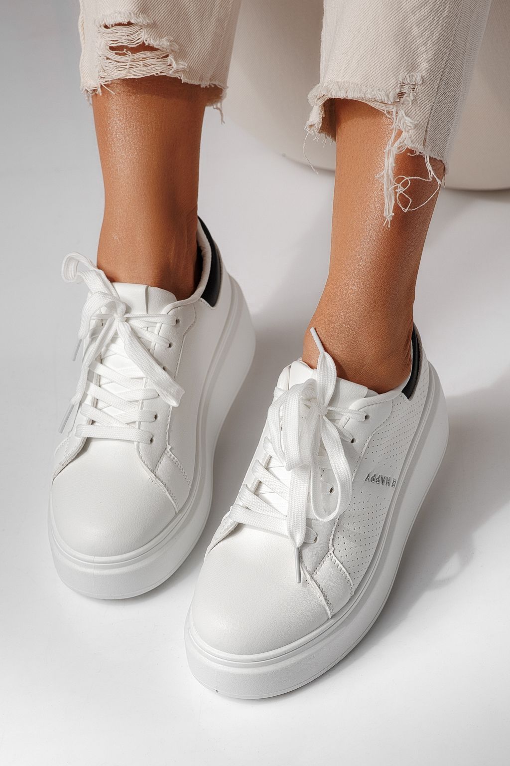 Női platformcipők fehér öko bőrből készült Ada #24002