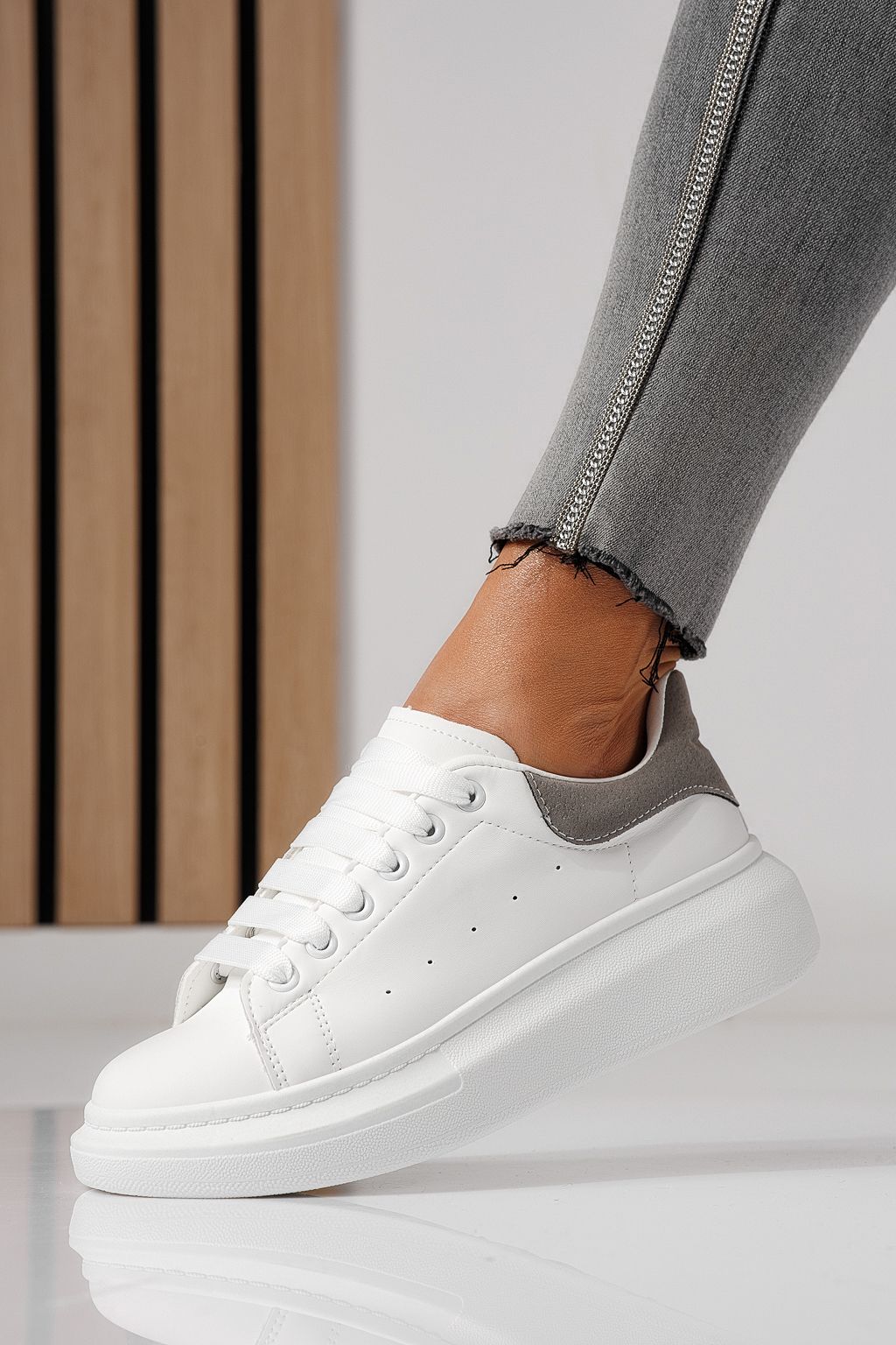 Női sportcipők fehér öko bőrből készült Raya #24181