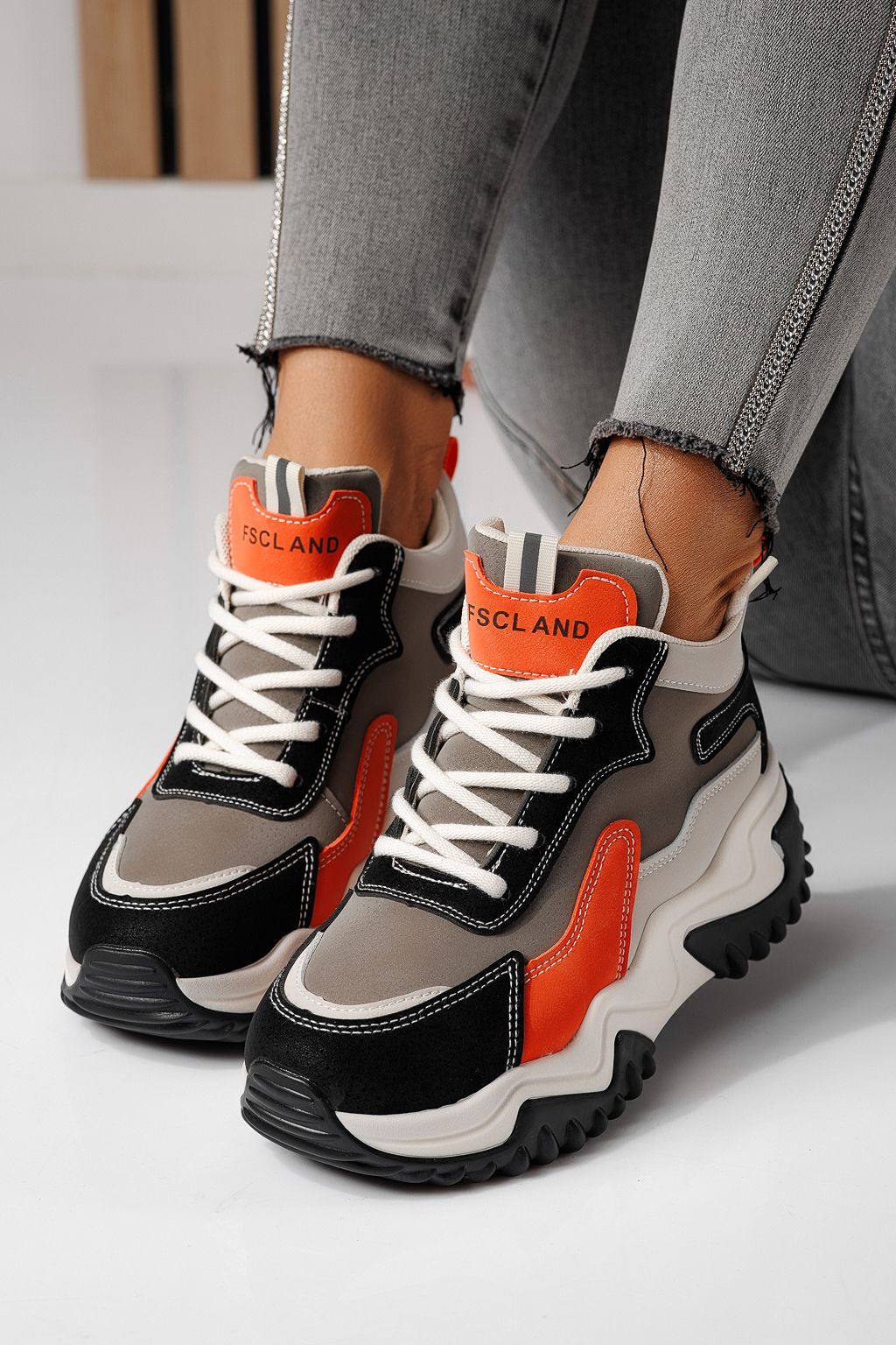 Női szürke sportcipő ekológikus bőrből Maya #24157