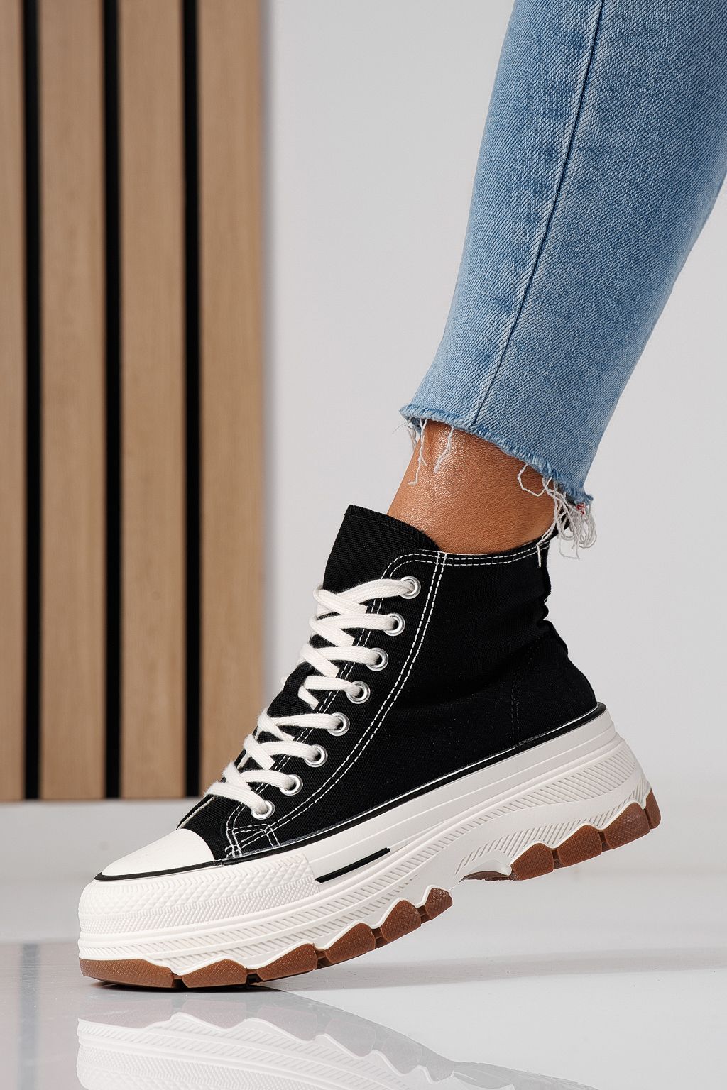 Női fekete textil tornacipő Seline #24184