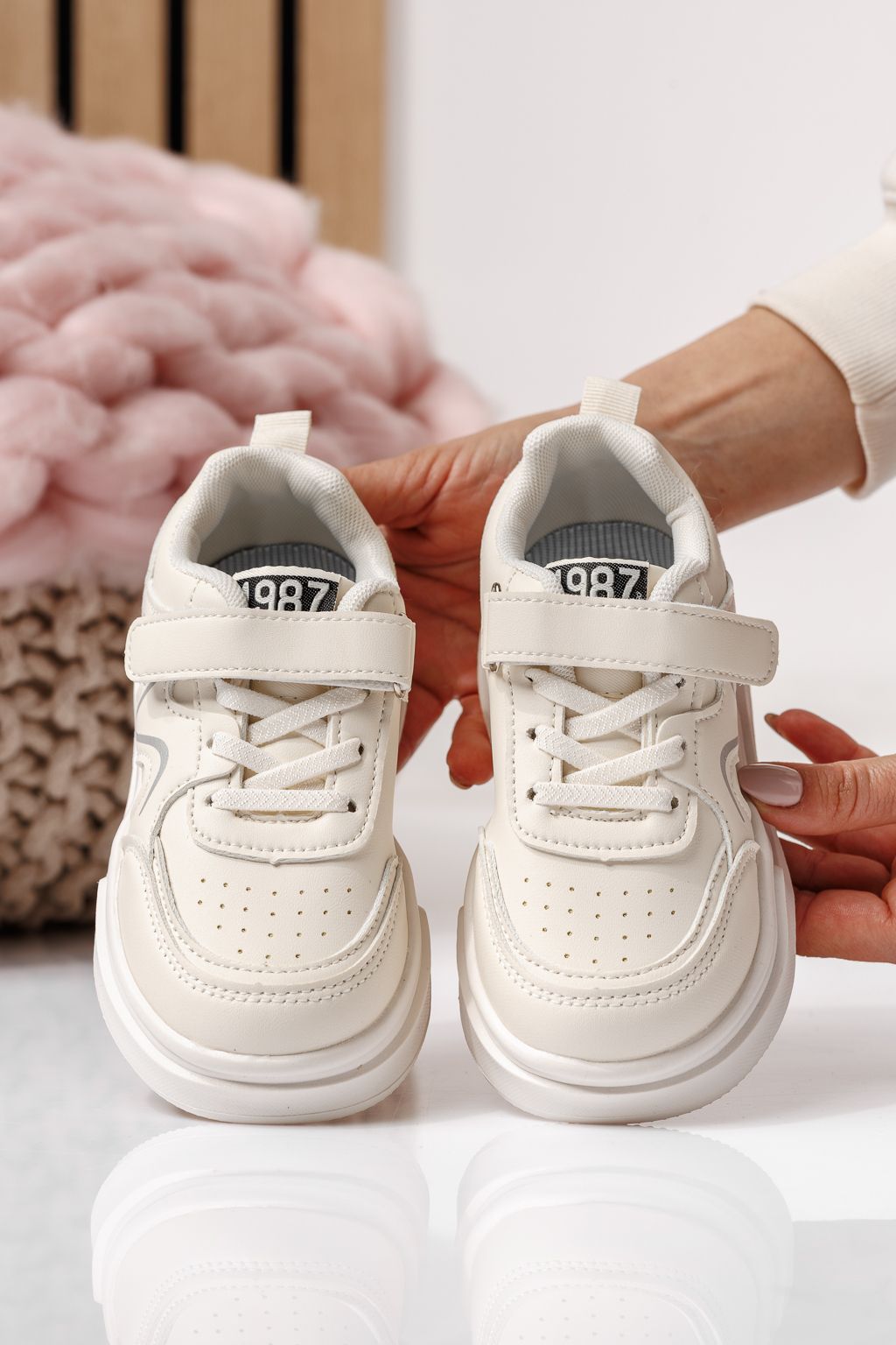 Gyerekcipők fehér öko bőrből készült Alina #24034