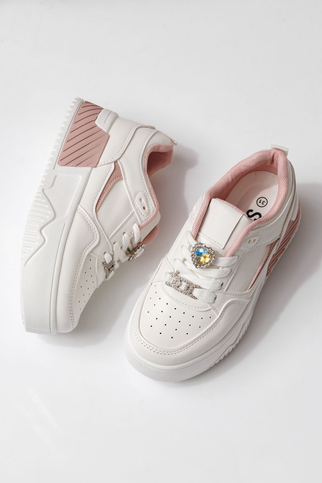 Gyerekcipők rózsaszín öko bőrből készült Ariana #24015