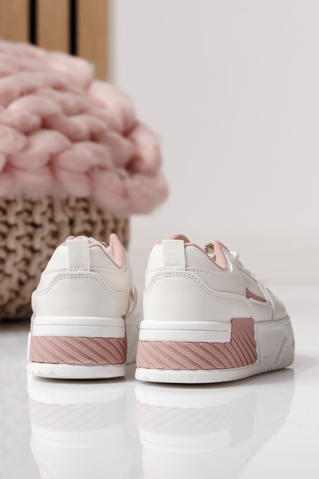 Gyerekcipők rózsaszín öko bőrből készült Ariana #24015