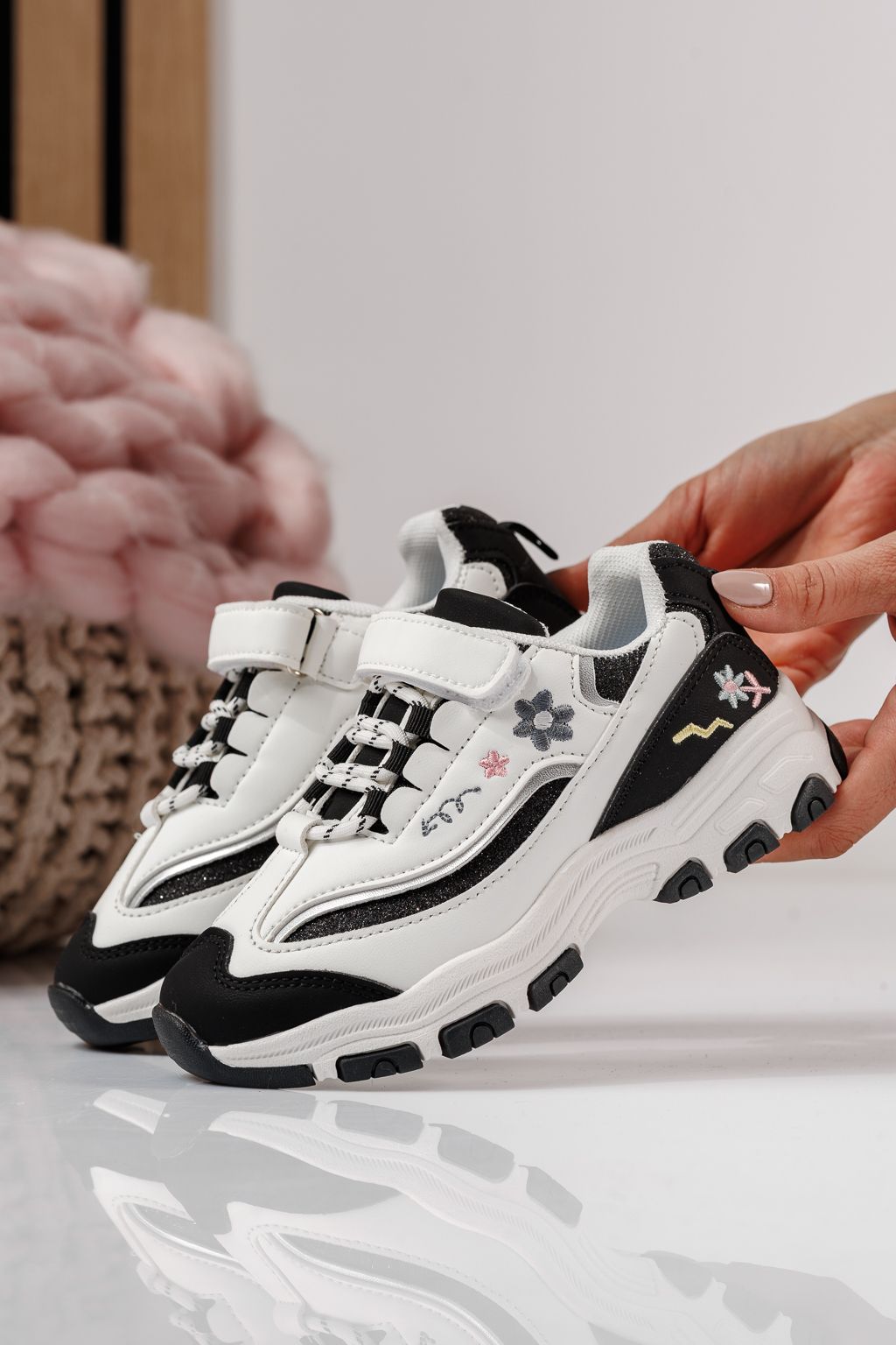 Gyerekcipők fekete öko bőrből készült Arya #24042