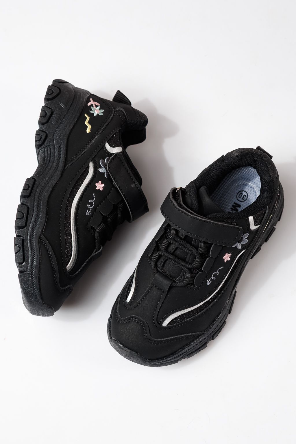 Gyerekcipők fekete öko bőrből készült Arya #24043