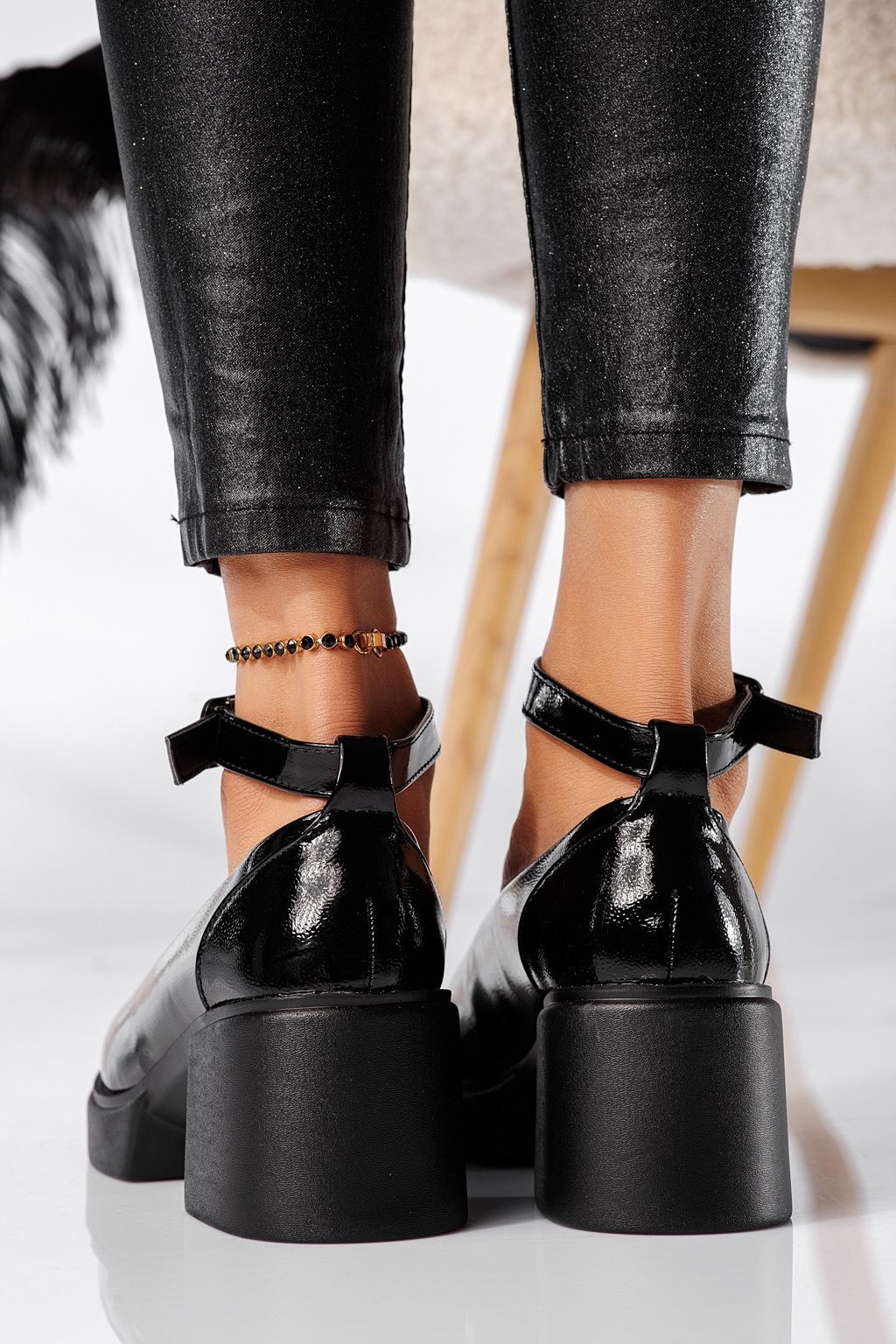 Troya Női Alkalmi Cipő Fekete Ökológiai Lakkbőr #24225