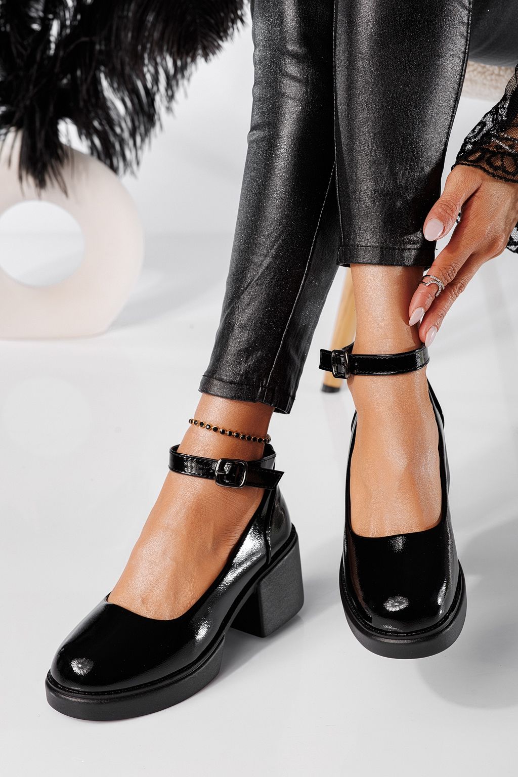 Troya Női Alkalmi Cipő Fekete Ökológiai Lakkbőr #24225