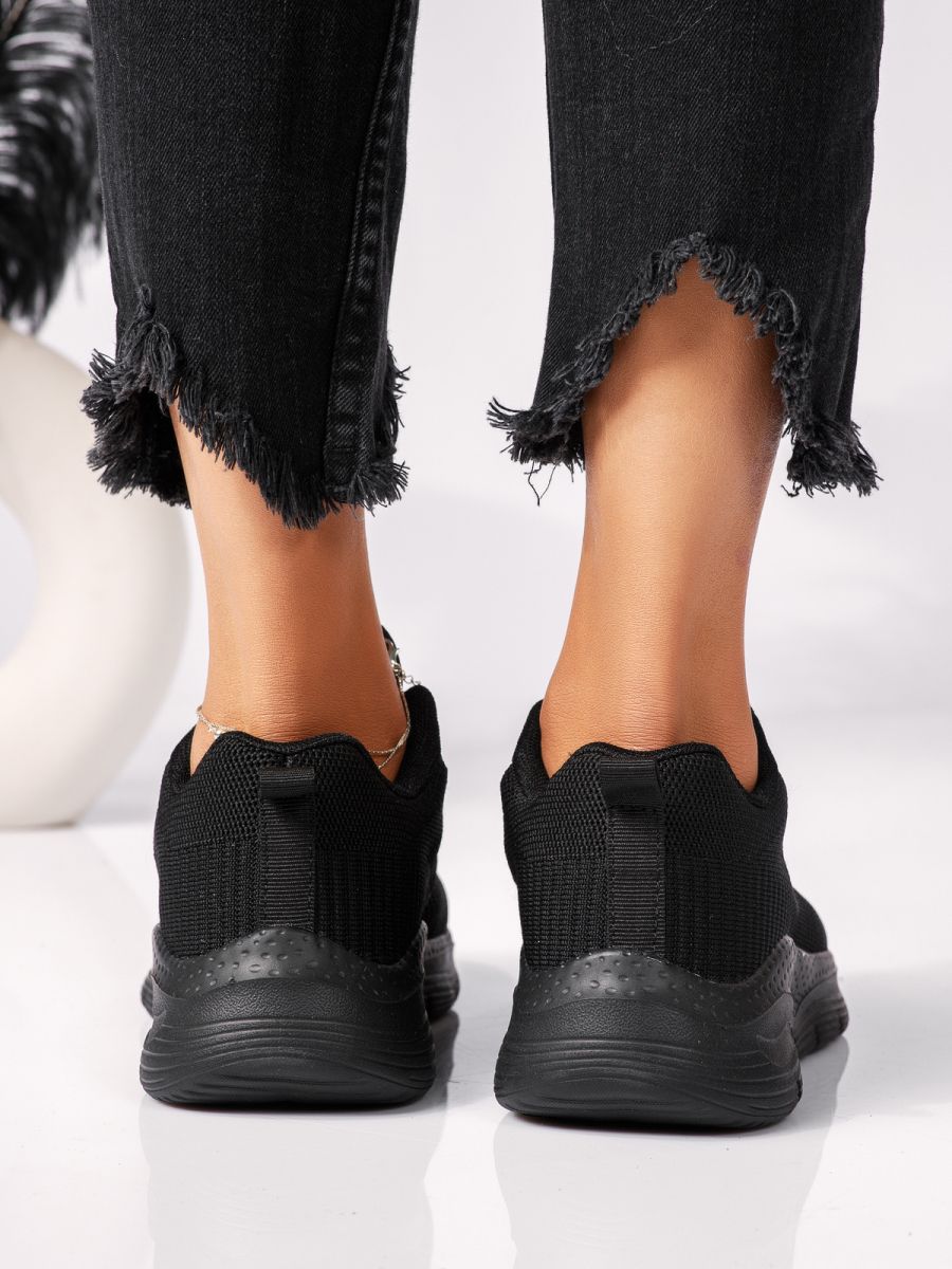 Mia Női Sportcipő Fekete Textil Anyagból #24288